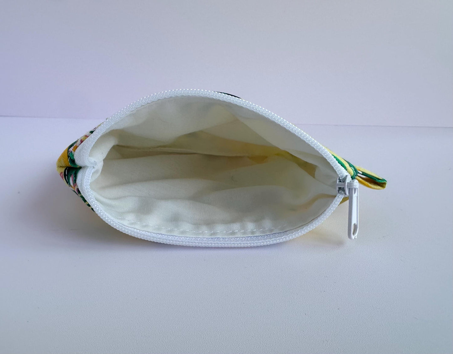 Wristlet & Wallet in yellow lemons