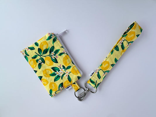 Wristlet & Wallet in yellow lemons