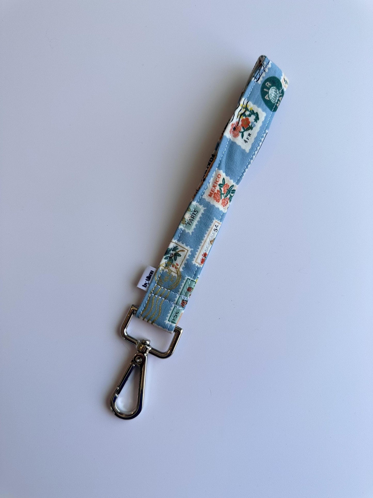 Wristlet & Wallet in Light blue stamps