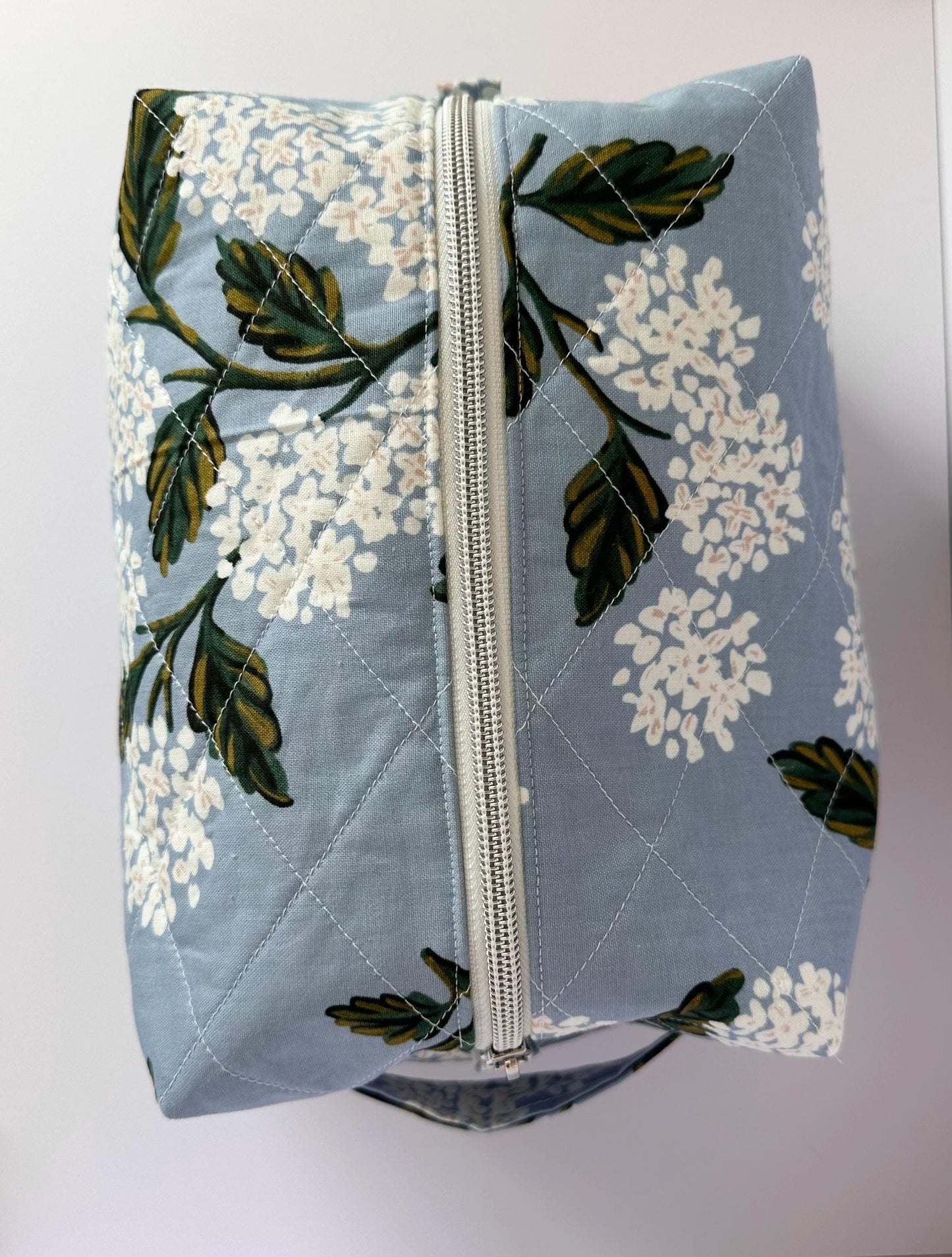 Boxy Makeup Bag in Hydrangeas